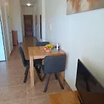 Appartement Queens Gardens By The Sea, Pool And Mall
