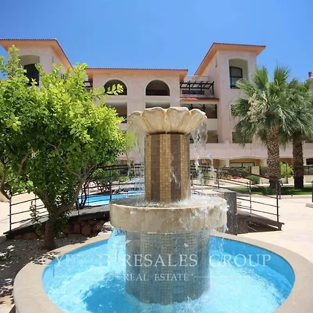 Apartment Queens Gardens By The Sea, Pool And Mall *