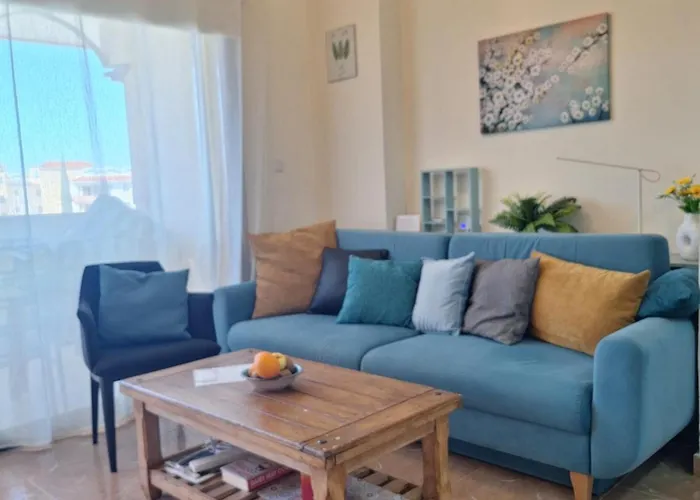 Queens Gardens By The Sea, Pool And Mall Διαμέρισμα *