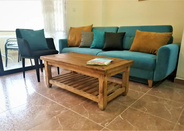 Apartmán Queens Gardens By The Sea, Pool And Mall Paphos