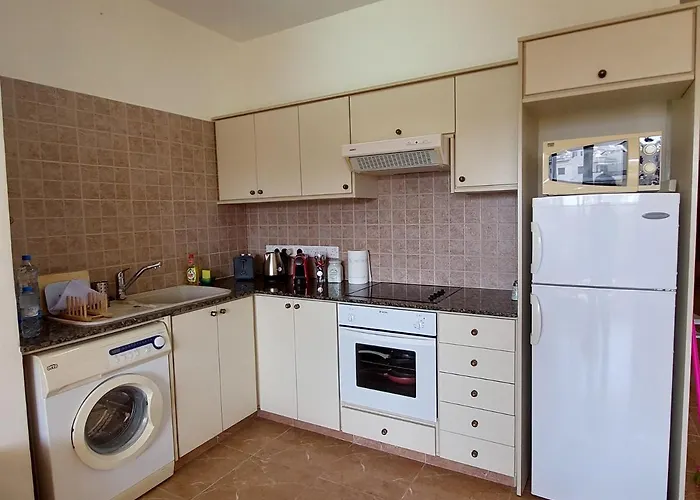 Queens Gardens By The Sea, Pool And Mall Apartmán *