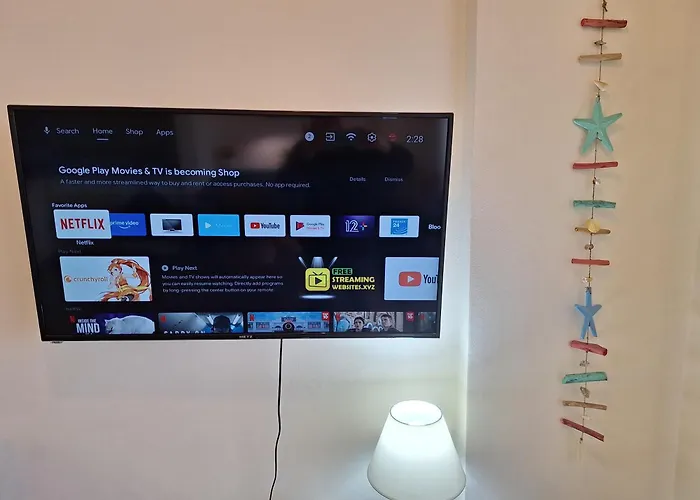 Queens Gardens By The Sea, Pool And Mall